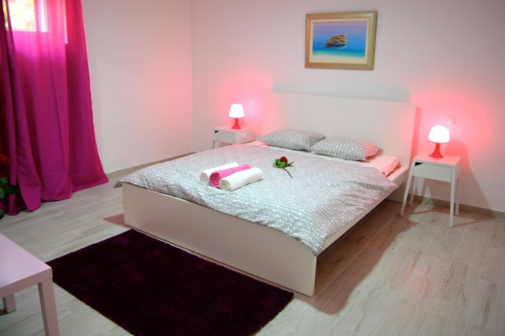 Apartment Paulina Трогір Номер фото