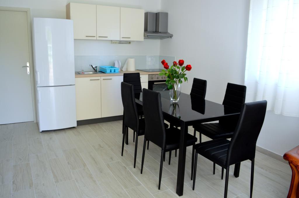 Apartment Paulina Трогір Номер фото