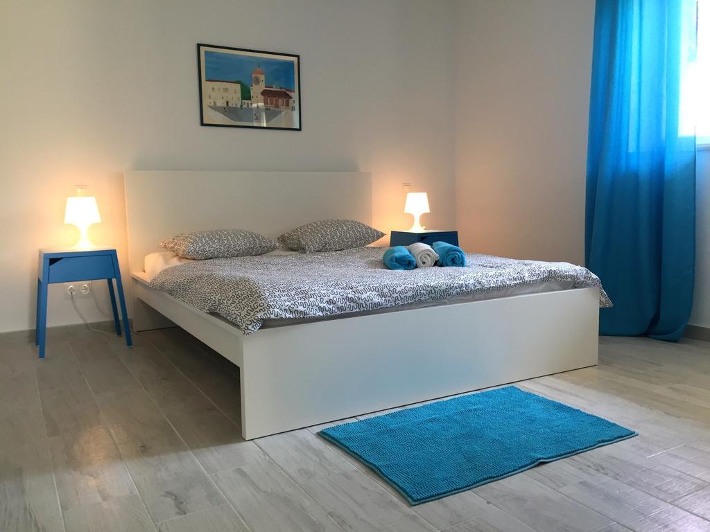 Apartment Paulina Трогір Номер фото