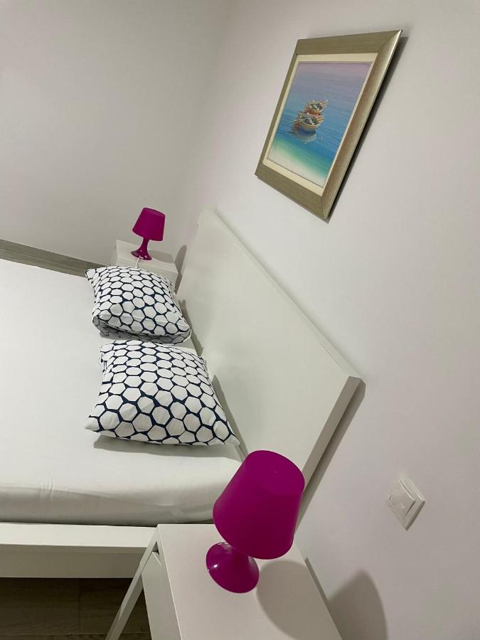 Apartment Paulina Трогір Екстер'єр фото