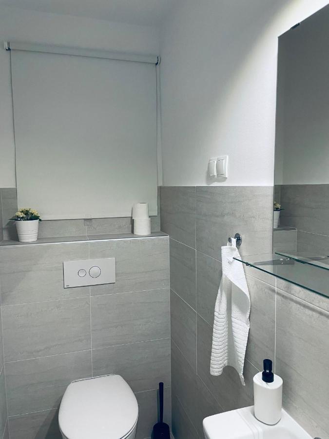 Apartment Paulina Трогір Екстер'єр фото