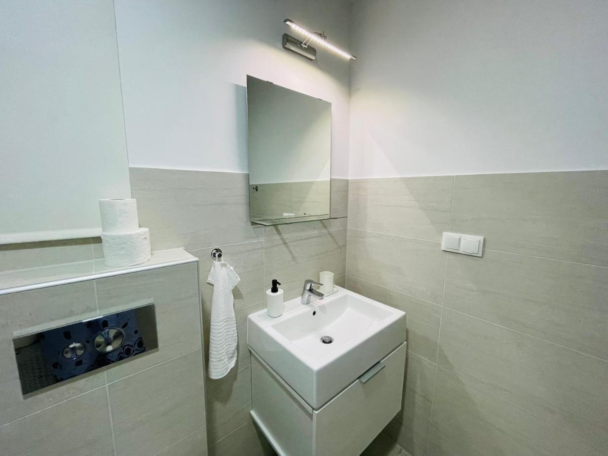 Apartment Paulina Трогір Екстер'єр фото
