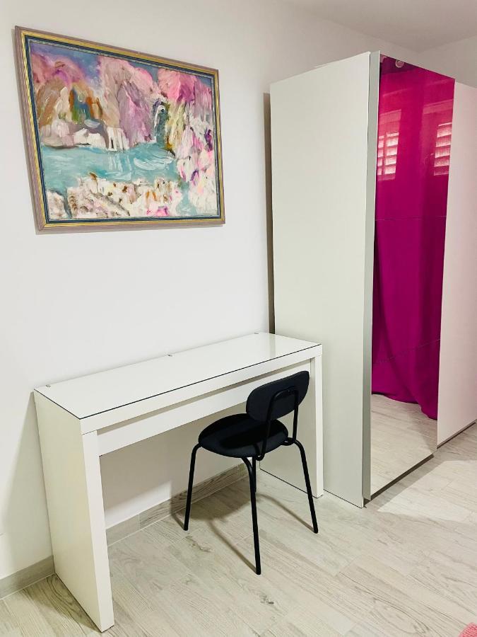 Apartment Paulina Трогір Екстер'єр фото