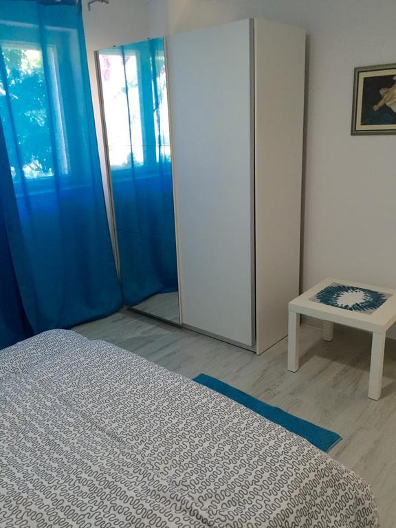 Apartment Paulina Трогір Екстер'єр фото